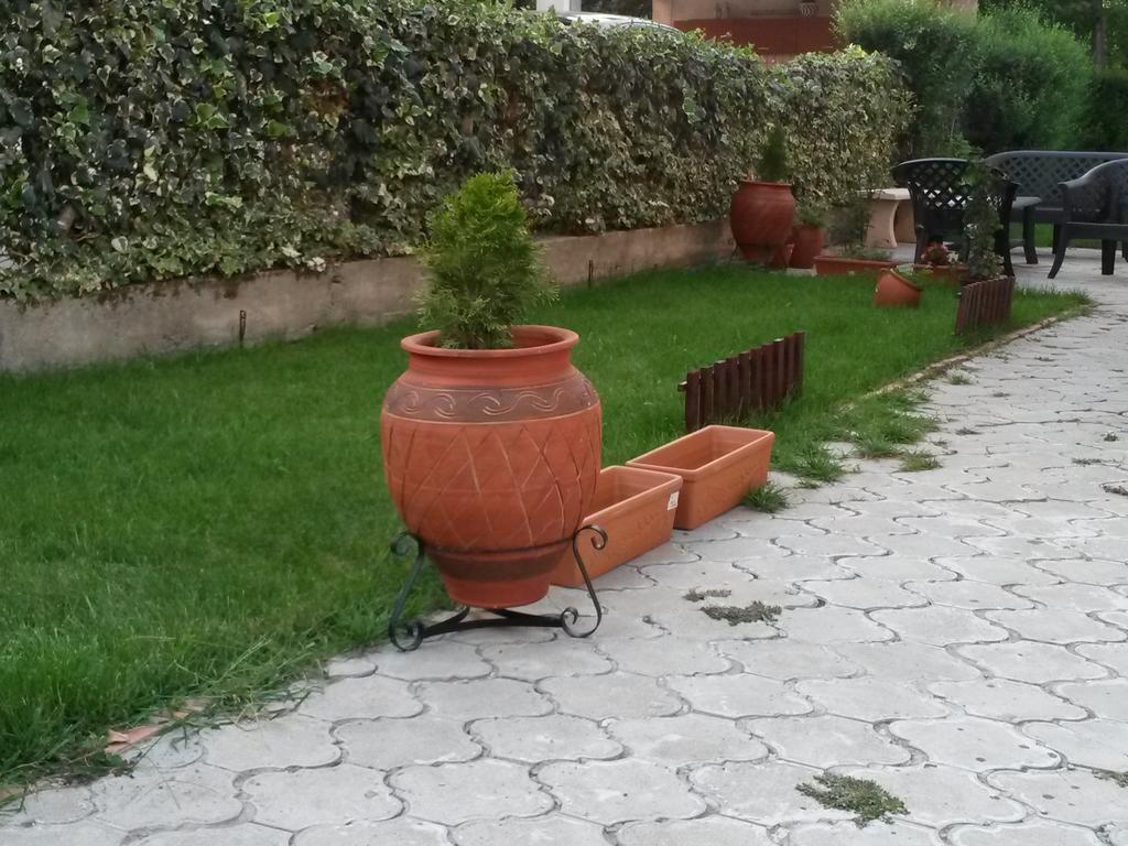Garden Vila Gewgelija Zewnętrze zdjęcie